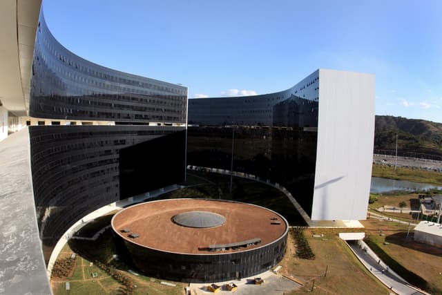 Deputados mineiros aprovam projetos para transferir estatais e reduzir dívida pública de Minas Gerais. Reprodução: Globo