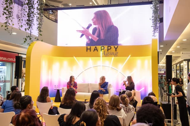 Especialistas debatem mitos e autoestima da mulher madura em evento no Brasília Shopping.; Reprodução: Globo