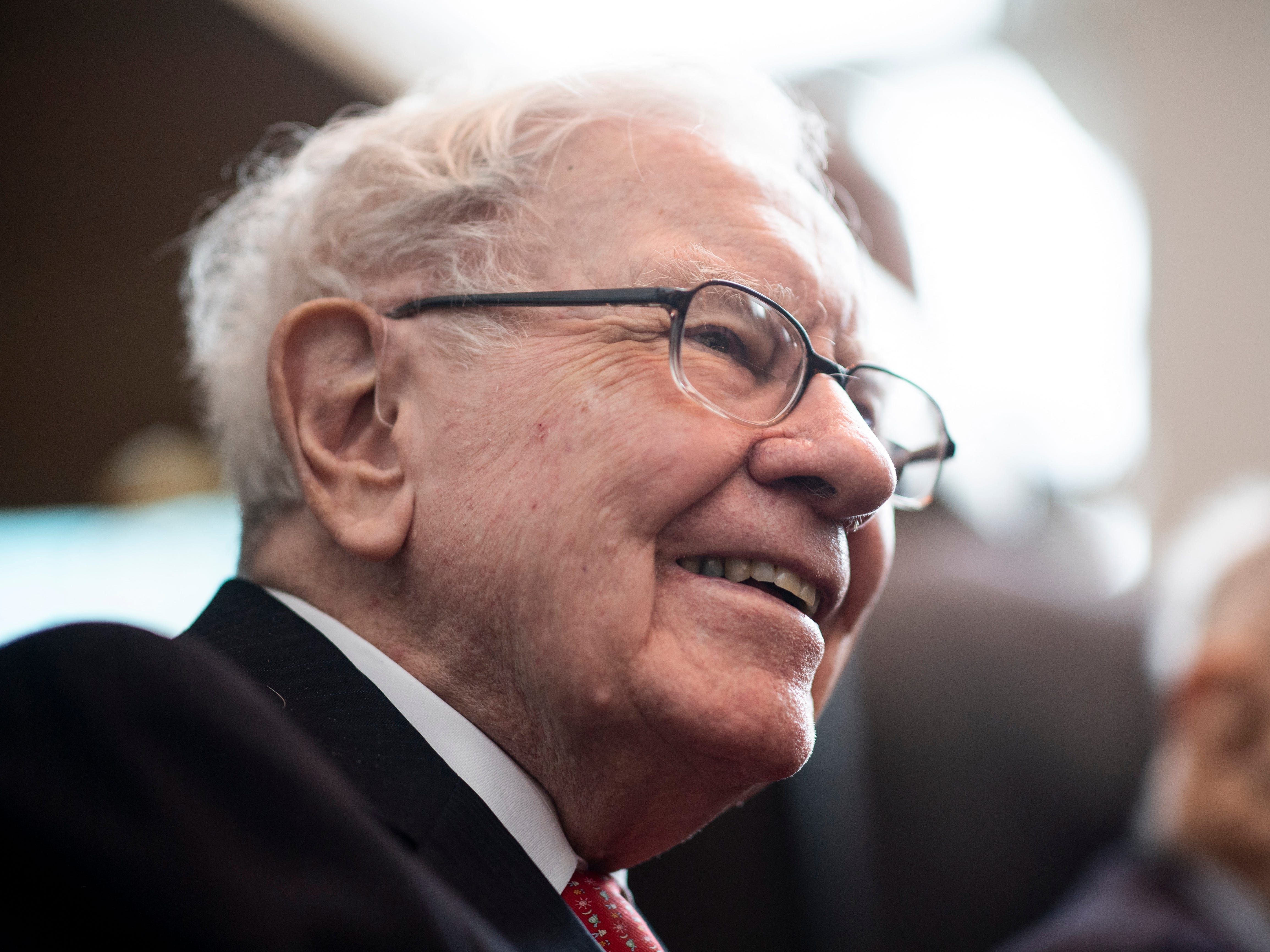 What it's like meeting Warren Buffett — and why his Berkshire bash is unique. Fonte: Business Insider