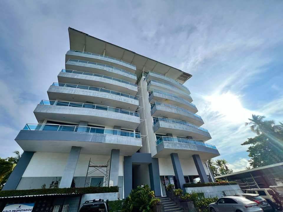 Tour para Isla Tortuga parte do charmoso Puerto Azul em Puntarenas. Reprodução: Folha de Pernambuco