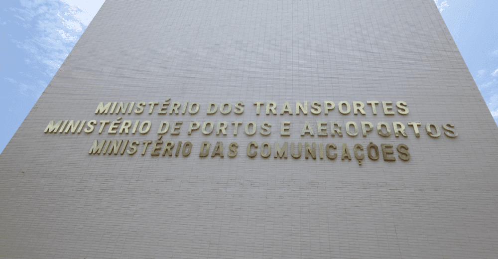 Governo sugere adiamento de reajuste de passagens no DF e GO