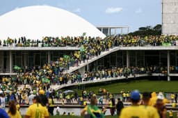 Carta Militar Influenciou Manifestantes na Praça dos Três Poderes