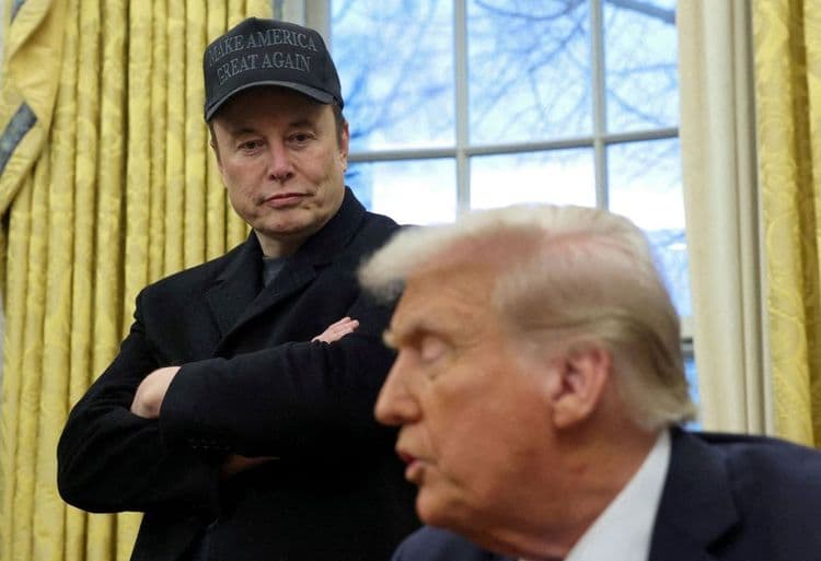 Musk determina licença para funcionários que não voltarem ao trabalho