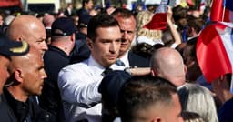 Jordan Bardella indica intenção de se candidatar à presidência pela extrema-direita francesa em 2027. Reprodução: Reuters