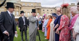 Rei Charles e o príncipe William prestam homenagem no 80º aniversário do Dia da Vitória na Europa. Reprodução: Reuters