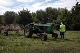 Aumento de tarifas gera incerteza para compradores de tratores da John Deere. Legenda da imagem. Reprodução: Gizmodo