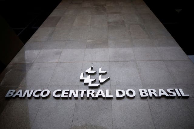 Cautela na concessão de crédito é recomendada pelo BC