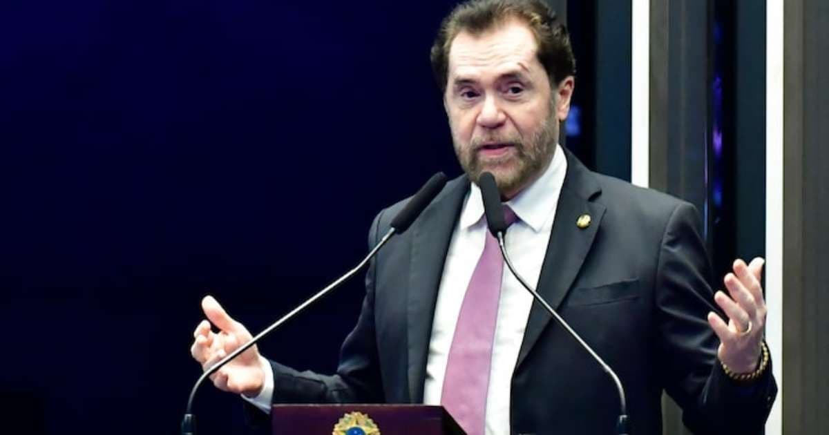 Senador Plínio Valério Critica Ministro do Meio Ambiente