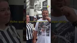Torcedores do Santos celebram retorno de Neymar