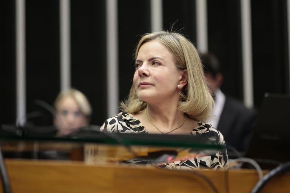 Gilvan da Federal se desculpa após declarações ofensivas sobre ministra, e Gleisi pede indenização. Reprodução: CNN Brasil