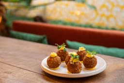 Entrada do Terra Nova Brasília: valorização de ingredientes locais. Reprodução: Retorno do item 11