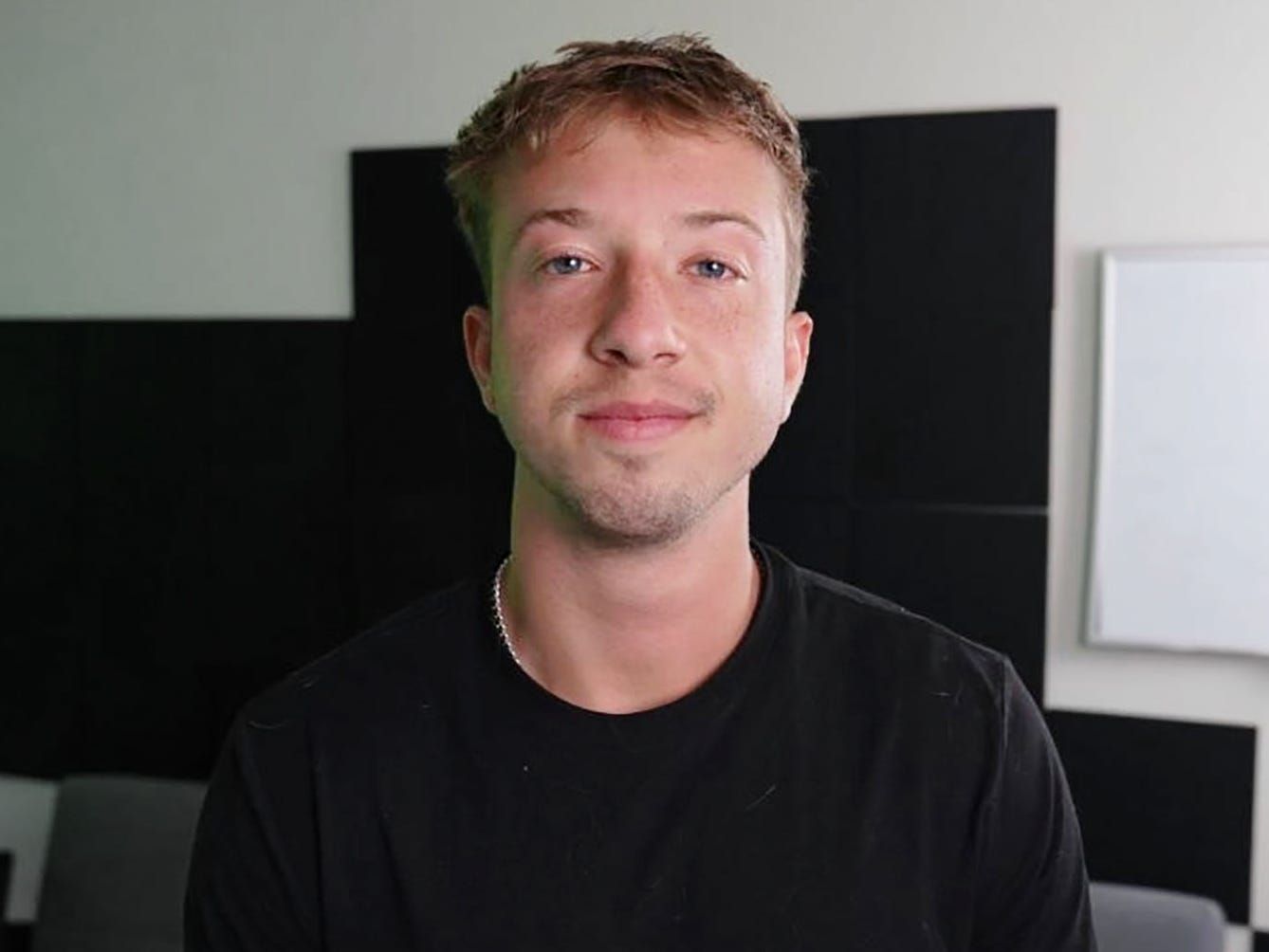 A 23-year-old options trader with over $1 million in profits shares his top tips for investors - Foto: Business Insider