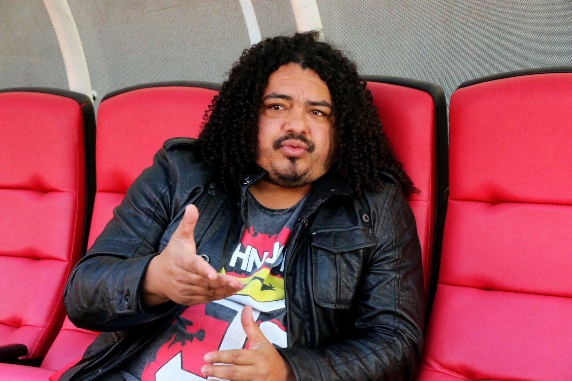 Perdigão, campeão mundial pelo Inter, é agredido pela polícia no Paraná.. Reprodução: Ge