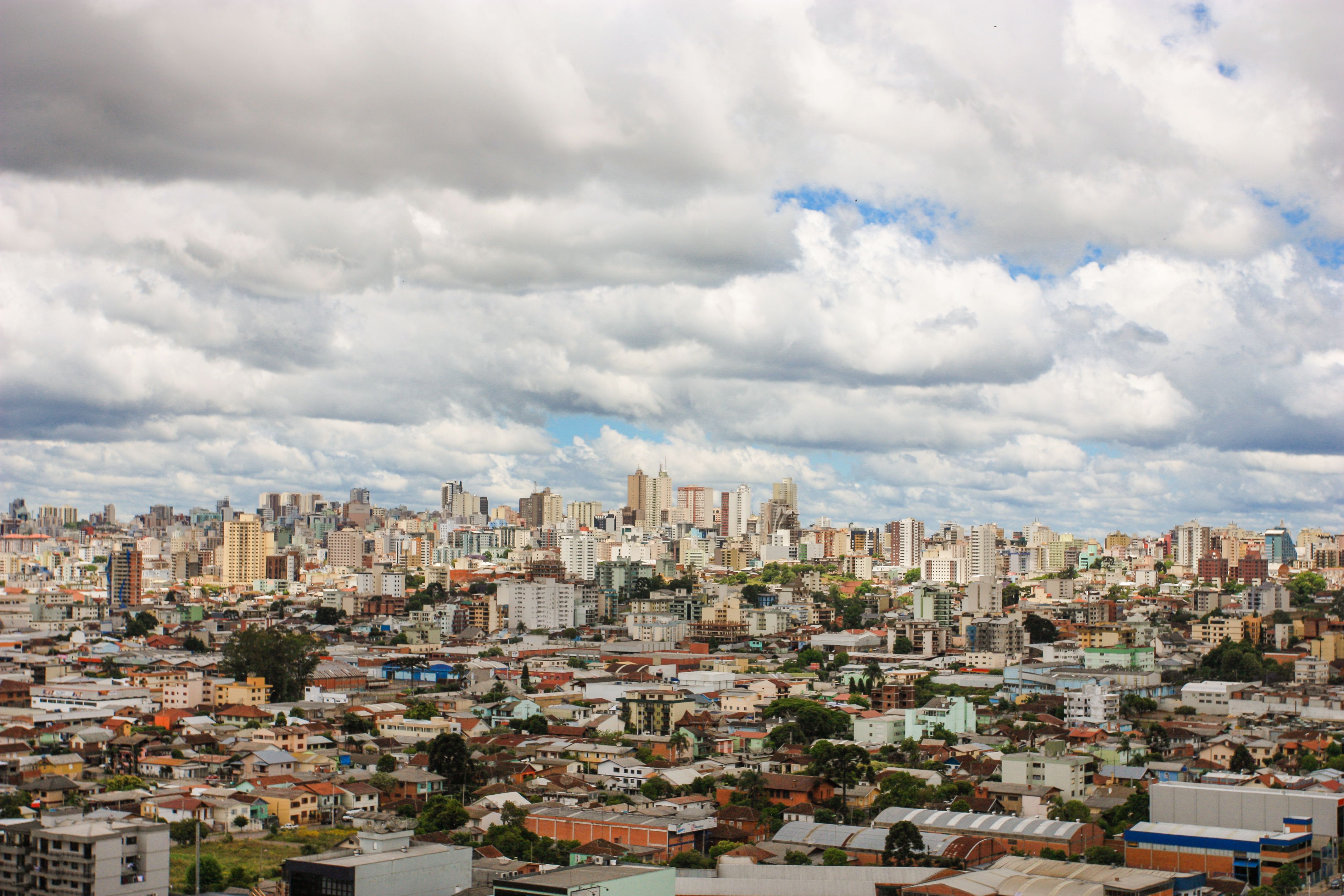Tinder climático: plataforma conecta cidades brasileiras a estratégias de adaptação urbana. Fonte: VEJA