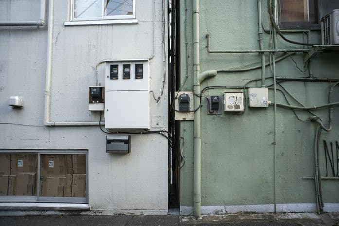 Homem de 35 anos morre eletrocutado no bairro Farol, em Maceió. Reprodução: Redação