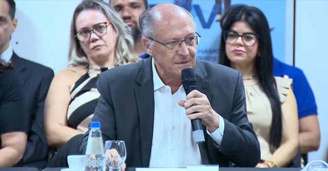 Alckmin critica tarifas de Trump e defende diálogo no comércio