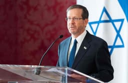 Herzog anuncia que premiará Trump com medalha de honra israelense. Reprodução: Retorno do item 11