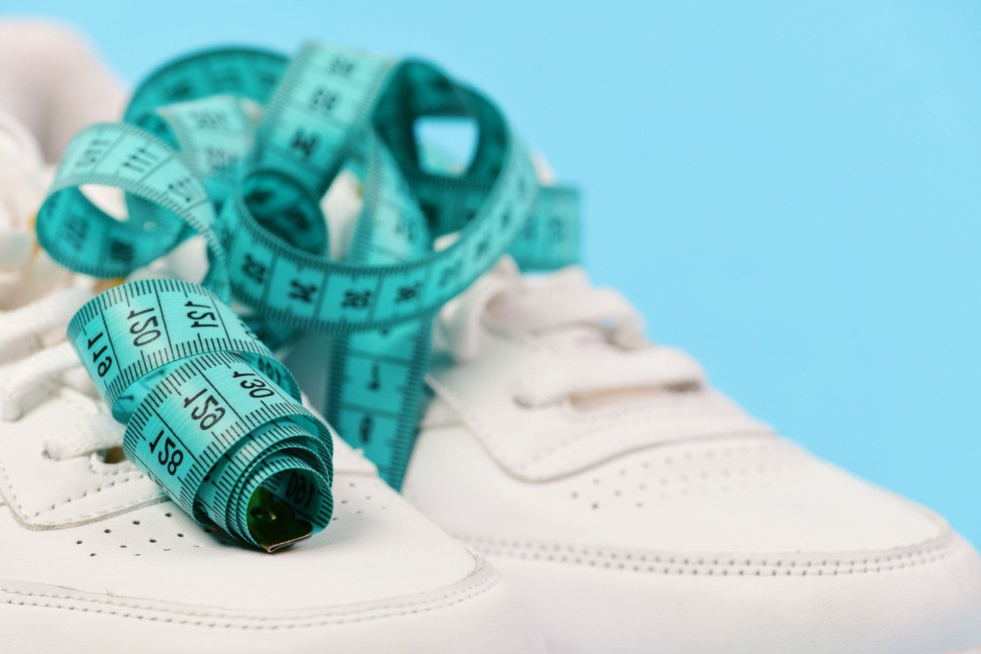 Fita métrica destaca debate sobre IMC: peso acima do normal não aumenta automaticamente a mortalidade. Reprodução: Retorno do item 11