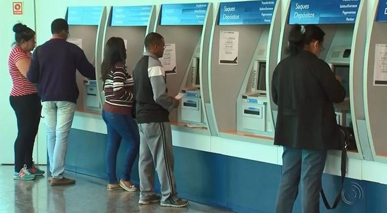 Segundo lote do abono salarial começa nesta segunda; entenda. Reprodução: G1