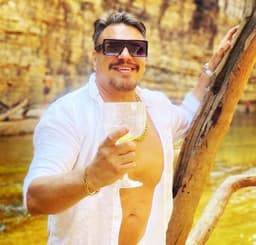 Foto do delegado Gustavo Stteel, alvo da investigação, ligada à operação contra o Comando Vermelho. Legenda da imagem. Reprodução: Retorno do item 11