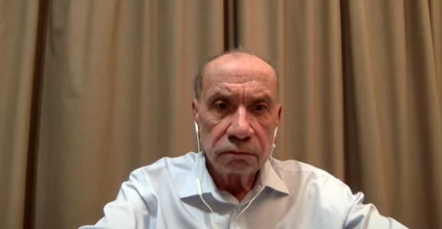 Trump vê Bolsonaro como carta fora do baralho