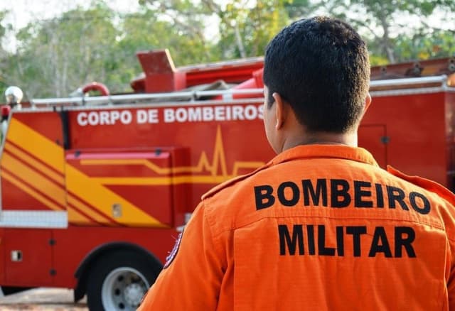 Corpo de idoso é recuperado de poço de 20 metros em Igreja Nova, Alagoas. Reprodução: Globo
