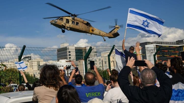 Troca de reféns entre Israel e Hamas ocorre neste sábado