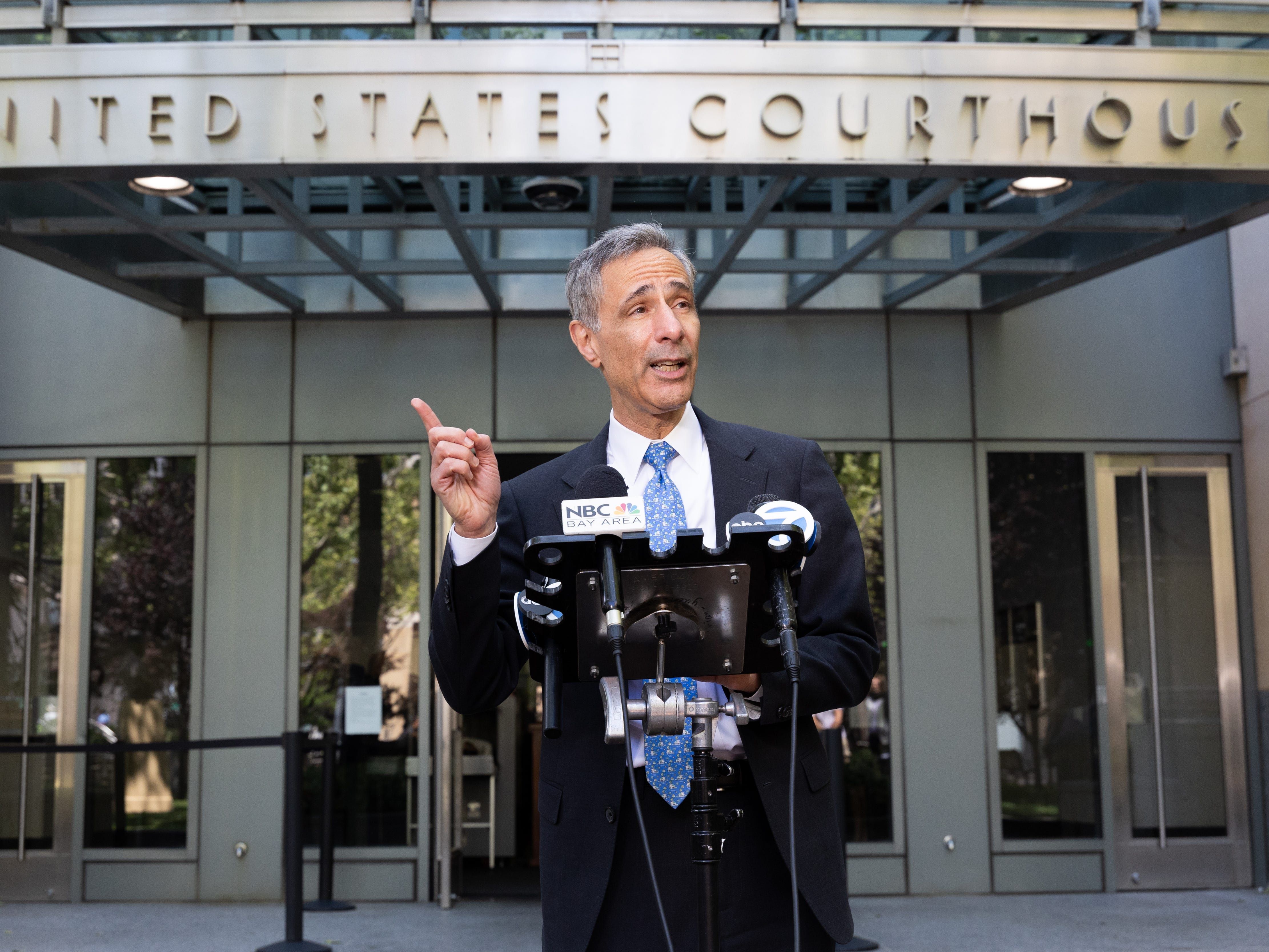 What Sam Altman's lawyer learned from RBG and driving a cab - Foto: Business Insider