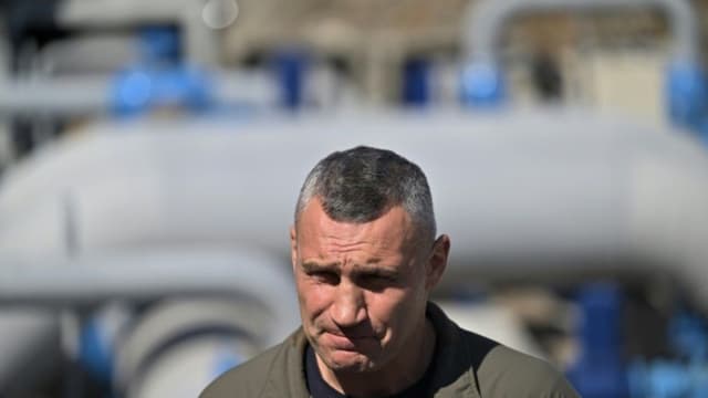 Kiev em alerta após autoridades anunciarem ataques de mísseis inimigos nesta quinta-feira. Reprodução: AFP