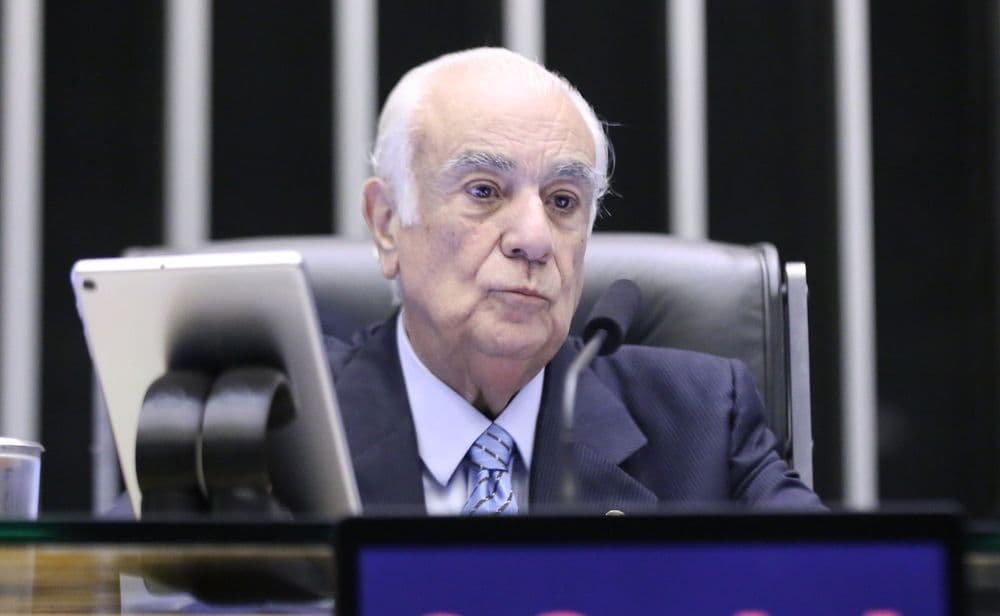 Antônio Carlos Rodrigues comenta sua expulsão do PL após apoiar STF e criticar Donald Trump. Reprodução: Câmara dos Deputados