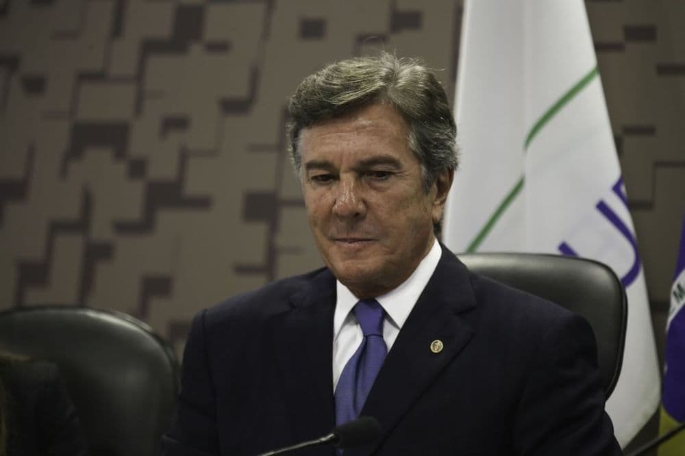 Ex-presidente em prisão domiciliar com tornozeleira eletrônica após decisão do STF.; Reprodução: CNN Brasil