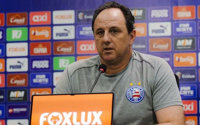Rogério Ceni sugere que jornalista bata pênalti para o Bahia. Reprodução: Esporte