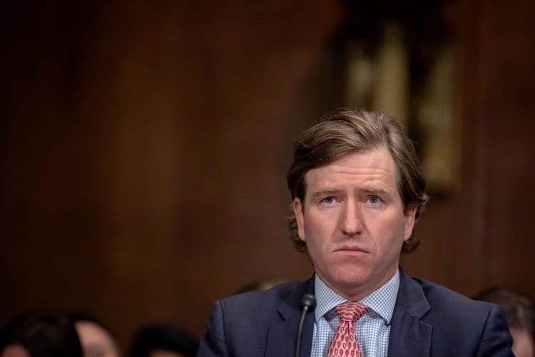 Ex-chefe de cibersegurança critica a administração Trump por atacar opositores. Reprodução: TechCrunch