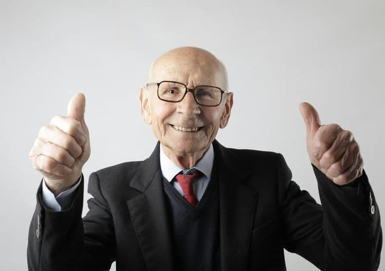 Felicidade Aumenta Após os 60 Anos, Diz Estudo