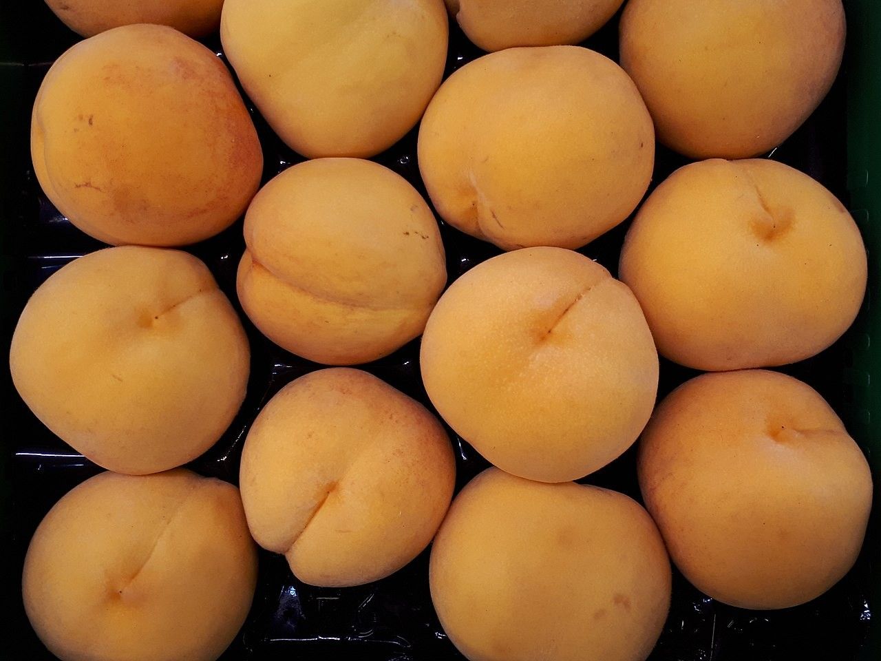 [Pêssegos brasileiros aparecem entre as 100 melhores frutas do mundo]. Reprodução: G1