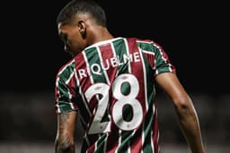 Lesão de Riquelme Gera Crise no Fluminense