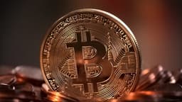 Legislação dos EUA avança para regular o uso de criptomoedas. Reprodução: IGN Brasil