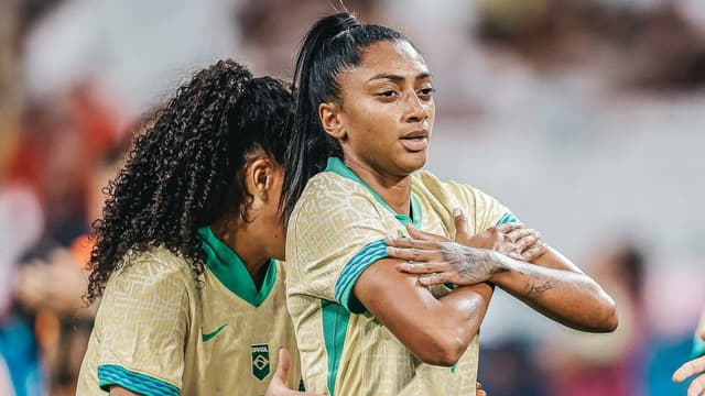 Seleção Brasileira Feminina celebra vitória histórica contra os Estados Unidos. Reprodução: O Antagonista