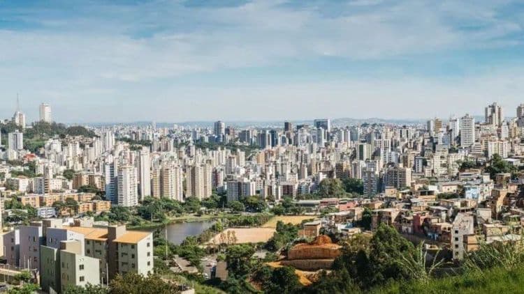 Cenas de destruição causadas por tempestades nos estados do Nordeste. Reprodução: iG.