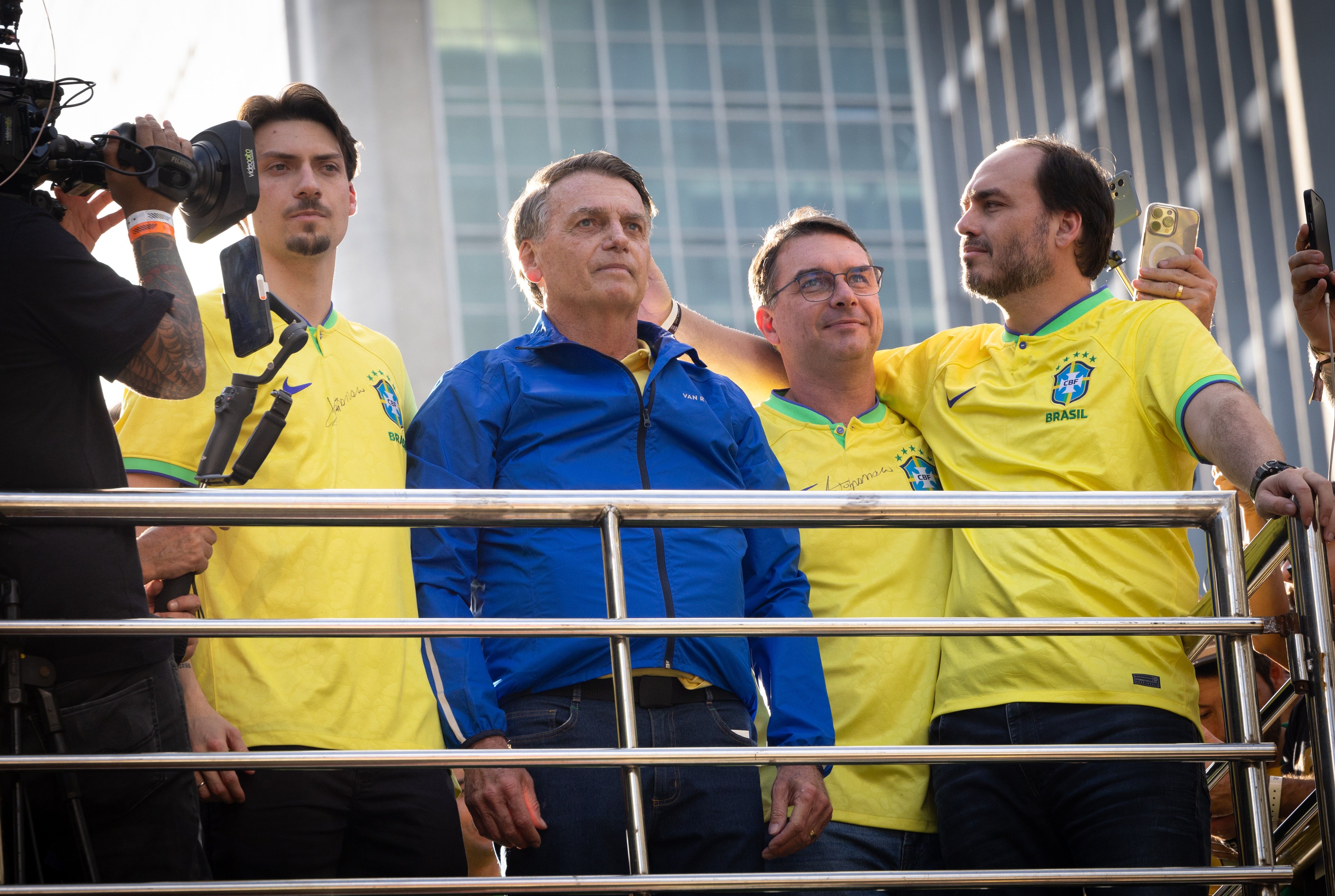 Protesto em SP a favor de Bolsonaro, após decisão sobre a prisão domiciliar. Reprodução: Oglobo