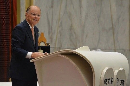 Evangélicos da Universal na inauguração da catedral.. Reprodução: Oglobo
