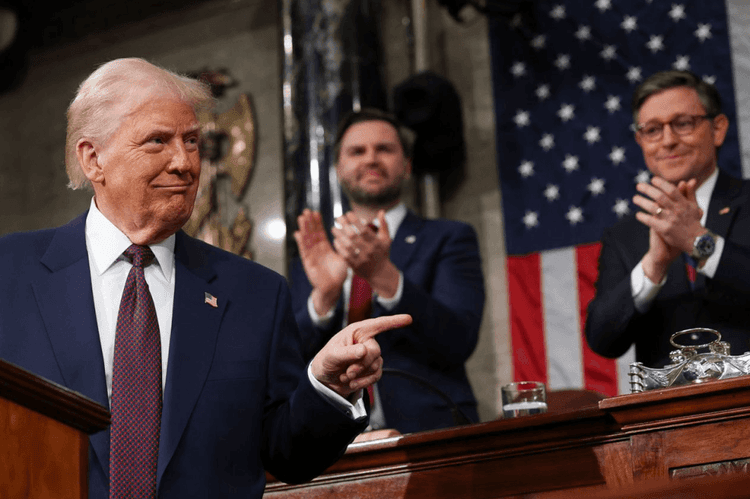 Setor automotivo ganha prazo contra tarifas de Trump
