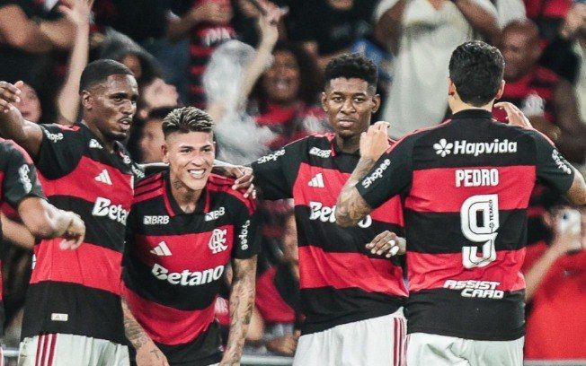 Flamengo vence clássico na estreia do time principal. Reprodução: Esporte