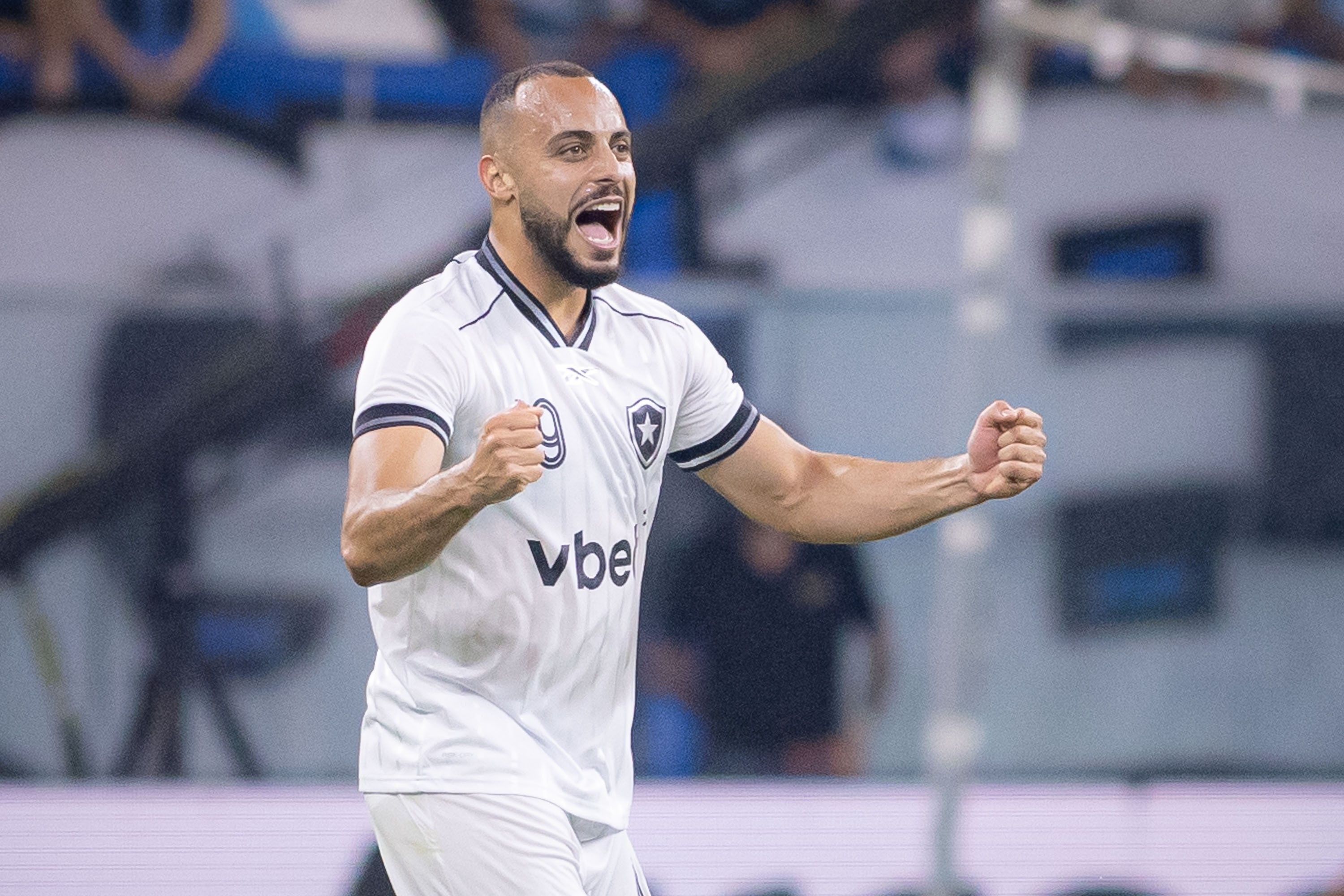 Arthur Cabral em negociação entre Botafogo e Corinthians. Reprodução: Ge