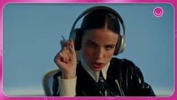 Giulia Be não muda foco da carreira após casamento e entrega paixão por Conor. Legenda da imagem. Reprodução: Retorno do item 11