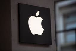 Logotipo da Apple destaca resultado de mais de $10 bilhões em comissões da App Store. Reprodução: TechCrunch