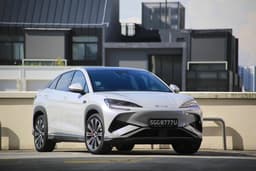 O BYD Sealion 7, SUV que acelera mais rápido que um Porsche Cayenne Coupe S, é testado em Singapura. Reprodução: Azfar Hashim