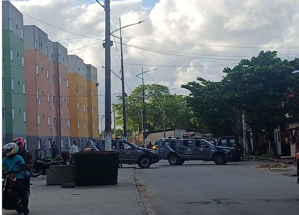 Operação policial resulta na prisão de líderes do tráfico no Vergel do Lago em Maceió. Reprodução: Alagoas 24 Horas