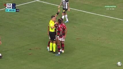 Bruno Henrique, do Flamengo, é acusado de fraude esportiva após receber cartão em jogo contra o Santos.; Reprodução: ge