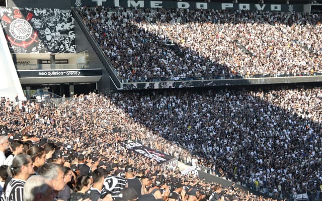 Gaviões da Fiel Rejeita Proposta de Ronaldo para o Corinthians